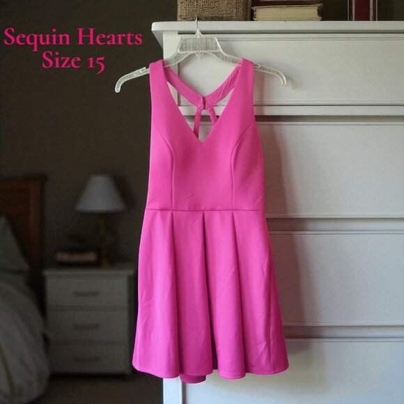 "Sequin Hearts" Pink Flare Fit Dress Size 15 - Picture 1 of 6